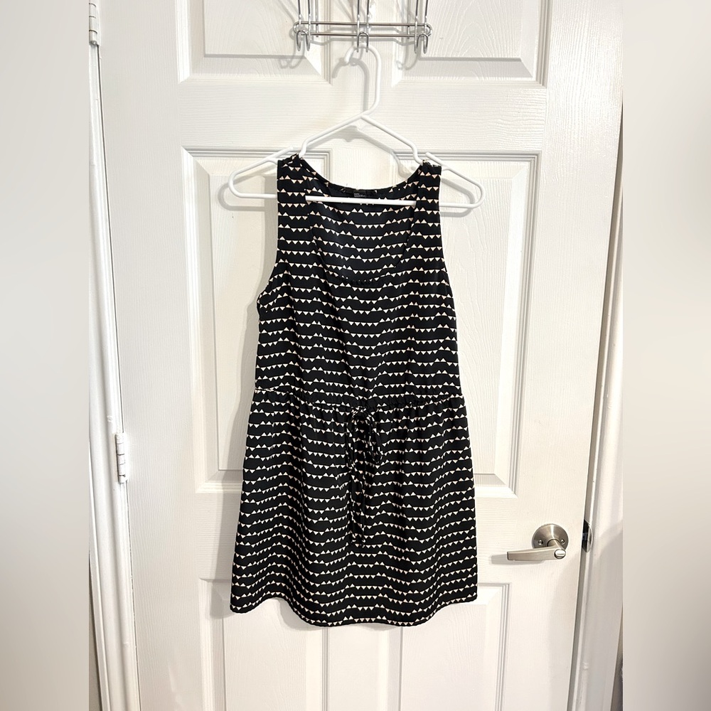 Cute drawstring dress Forever 21! Size M